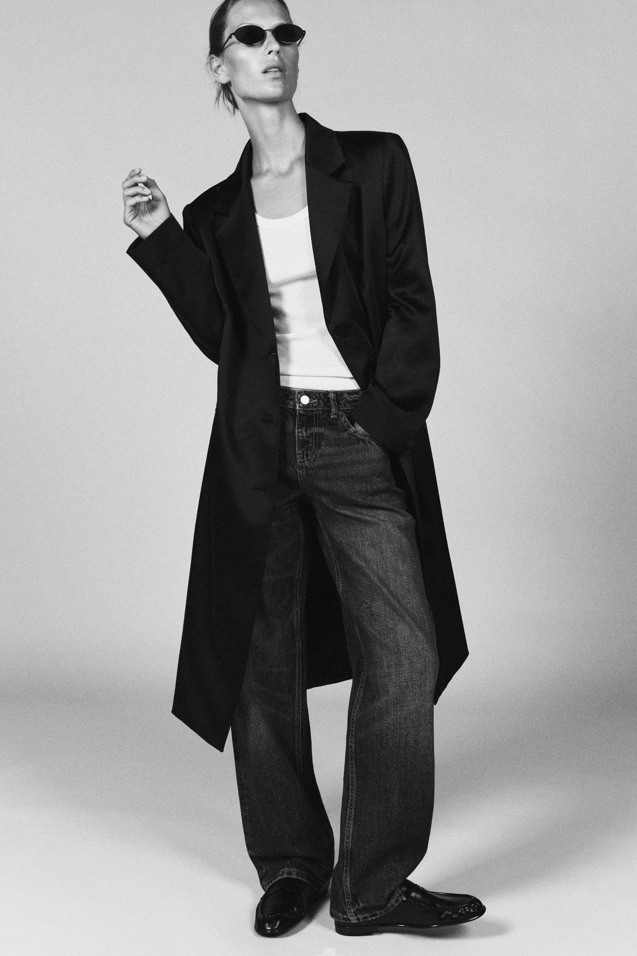 MANTEAU SATINÉ À ÉPAULETTES